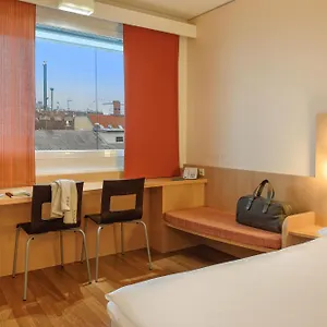 Hotel Ibis Messe ***