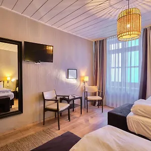 Roter Hahn Hotel